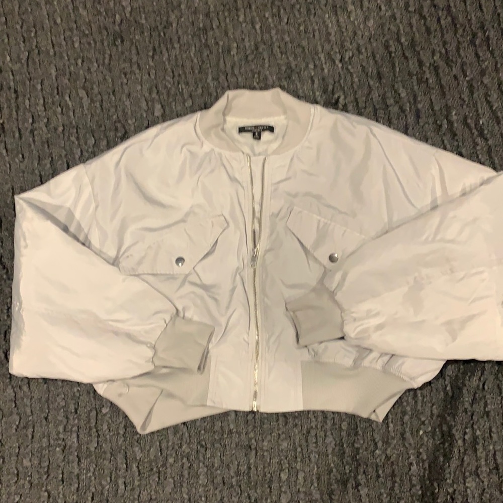 Adorable BNWOT Romeo & Juliet couture jacket size Small